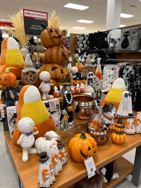 Tj Maxx Aesthetic, Tj Maxx Halloween, Tj Maxx Finds, Tjmaxx Finds, Tj Max, Halloween Baskets, Halloween 5, College Apartment, Disney Halloween