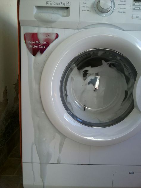 LG Washing Machine - Spilling Out Foam Lg Washing Machine, Laundry Machine, Washing Clothes, Washing Machine, Water, Quick Saves, Clothes