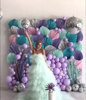 Palm Fan, Luau Baby Showers, Mermaid Birthday Party Decorations, Graduation Backdrop, Balloon Installation, Mermaid Diy, Party Planners, Princess Theme, Diy Backdrop