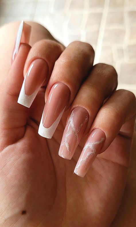 French With Marble Nails, Marble And French Nails, Nails Marmo, French Marble Nails, Marble Nails With Glitter, Nails Inspo Ballerina, Glitter Marble Nails, French Nails Ballerina, Marble French Tip Nails