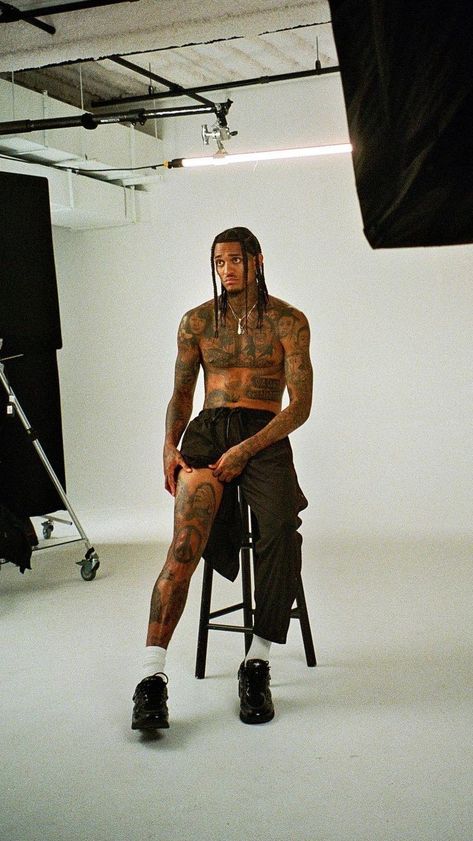 Jordan Clarkson Tattoo, Jordan Clarkson Fashion, Hooper Fits, Jordan Clarkson, Street Fashion Men Streetwear, Fashion Project, Utah Jazz, Basketball Players, Mens Streetwear