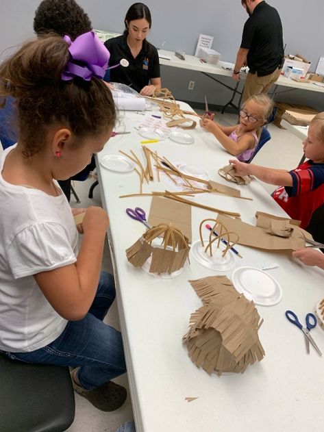 wigwam idea Wigwam Diorama, Wigwam School Project, Wigwam Craft, Native American Projects, Thankful Tree, Native American Heritage Month, My Father's World, Making A Model, Native American Heritage