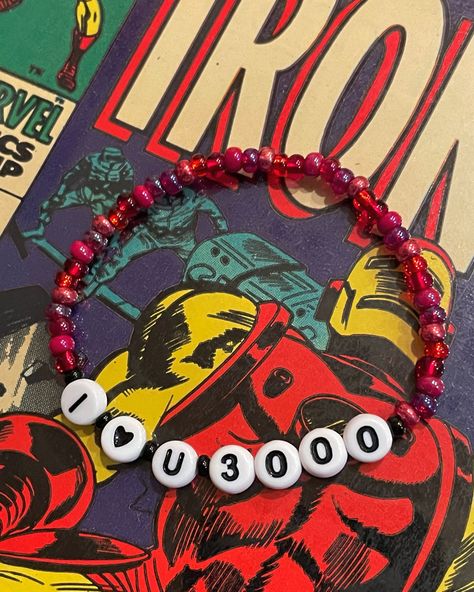 Marvel Jewelry, Valentines Day Jewelry, Bracelet Valentines, Marvel Gifts, Cute Couple Gifts, Fun Diy Crafts, Marvel Fan, Fete Halloween, Marvel Memes