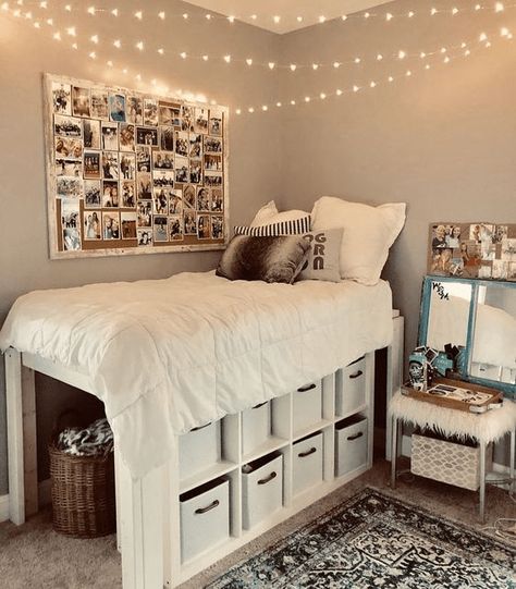 20 Pinterest-Worthy Dorm Room Ideas That Will Make Your Friends Jealous - Simply Allison Teenage Room Decor, Hiasan Bilik Tidur, Dorm Room Hacks, Dorm Diy, Dorm Room Diy, Bilik Idaman, Cool Dorm Rooms, College Dorm Room Decor, Dorm Room Designs