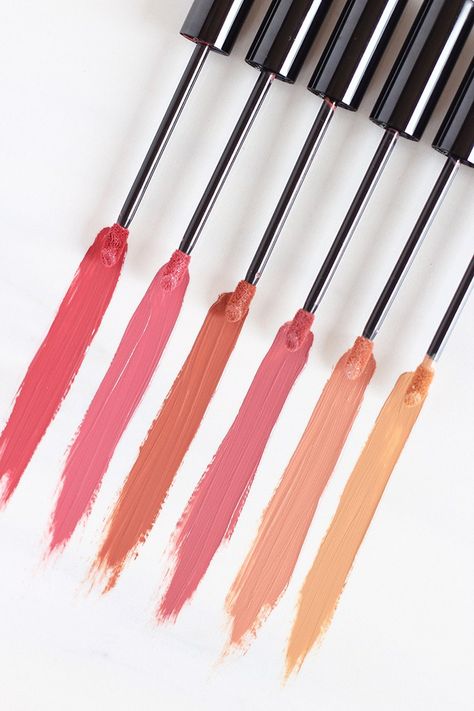 Product Photography Makeup, Makeup Product Shoot, Swatch Lipstick, Lipstick Photography, Liquid Lipstick Swatches, Composition Photo, Lipgloss Swatches, Lipstick Photos, Cosmetic Creative