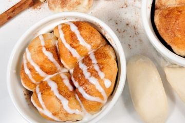 Cinnamon Monkey Bread, Monkey Bread, Single Serve, Cinnamon Sugar, Small Bowls, Cinnamon, Dough, Oven, Breakfast Recipes