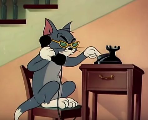 Llamando a la mafia Desenho Tom E Jerry, Tom And Jerry Cartoon, Funny Cartoon Pictures, Desen Anime, Cartoon Pictures, Tapeta Galaxie, Cartoon Profile Pictures, Pictures Funny, Cartoon Memes