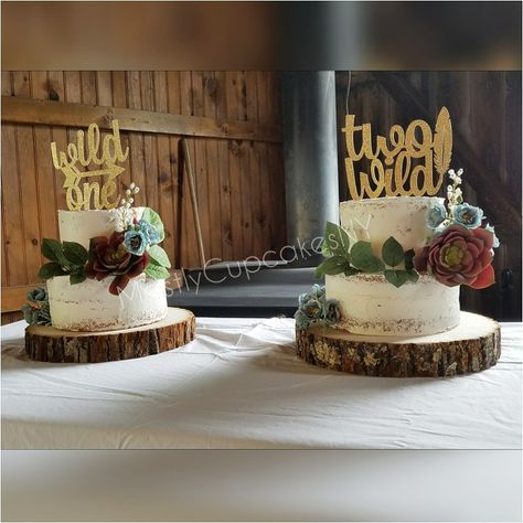 Naked cake. Birthday cake. Wild one. Two wild. Two Birthday Cakes Side By Side, Irish Twin Birthday Party Ideas, Irish Twins Birthday Party Ideas, Twins Birthday Party Ideas, Twin Birthday Party Ideas, Cake Wild One, Naked Cake Birthday, Twin Birthday Party, Twins Birthday Party