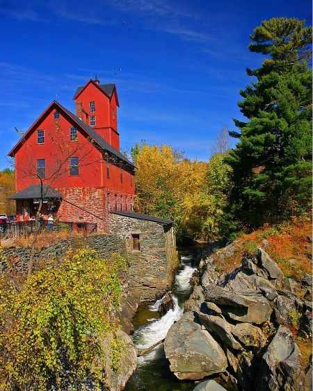 The Old Red Mill in Jericho, Vermont, dates back to the 1850's. Jericho Vermont, Vermont Travel, Small Town Living, Leaf Peeping, New England Homes, Boho House, Pretty Pics, Hill Country, The Wilderness