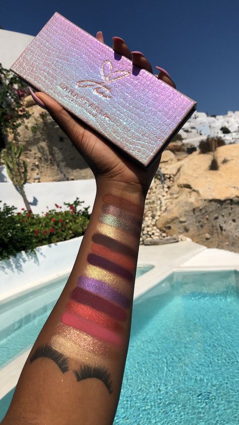 Anastasia Beverly Hills Palette, Budget Makeup, Jackie Aina, Face Jewelry, Best Eyeshadow Palette, Makeup Eyeshadow Palette, Beauty Corner, Anastasia Beverly Hills Makeup, Makeup Swatches