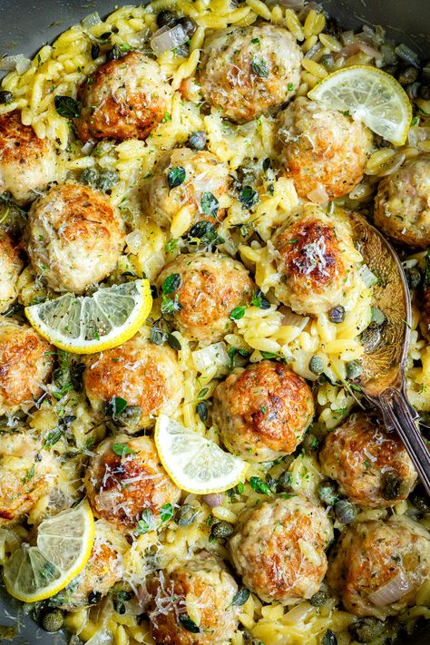 Chicken Piccata Meatballs with orzo – this delicious chicken meatball recipe will tantalize your taste buds with its zesty lemon caper sauce!! Chicken Meatball Sauce, Chicken Meatballs With Orzo, Chicken Piccata Meatballs, Chicken Meatball Recipe, Lemon Caper Sauce, Chicken Piccata Recipe, Meatball Dinner, Chicken Meatball, Caper Sauce