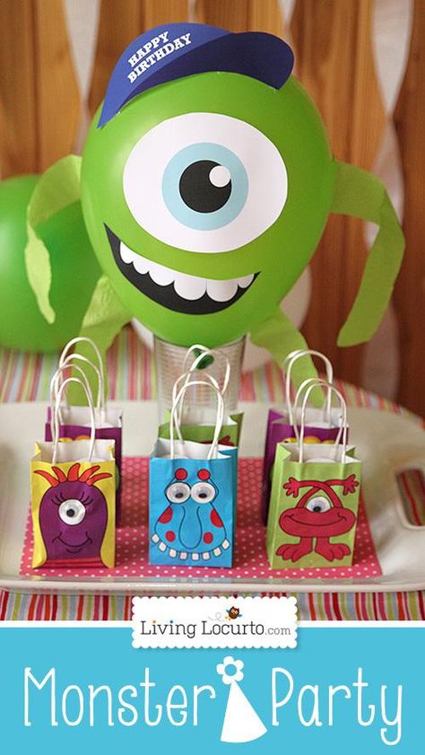 DIY Mike Wazowski Balloon. Printable Design for a fun Monsters University Birthday Party! LivingLocurto.com #monstersu #party #printable Monsters Vs Aliens Birthday Party Ideas, Balloon Monster, Monsters Inc Invitations, Monster University Birthday, Balloon Printable, University Party, Monster Decorations, Balloon Centerpiece, Monster Inc Birthday