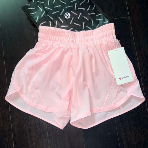 Brand New With Tags Lululemon Track That Mr Shorts 5” Color Strawberry Milkshake (Stmi) Sold Out! Size 4 Please Note I Do Not Accept/Respond To Low Ball Offers Reasonable Offers Only Please And Thank You Guaranteed Authentic 5 Star Top Rated Seller Next Day Shipping B633 Cute Cheer Stuff, Pink Preppy Clothes, Preppy Pink Stuff, Cute Wishlist Ideas, Preppy Stuff To Get For Your Birthday, Cute Lululemon Outfits For School, Preppy Wish List, Lululemon Must Haves, Preppy Things To Buy