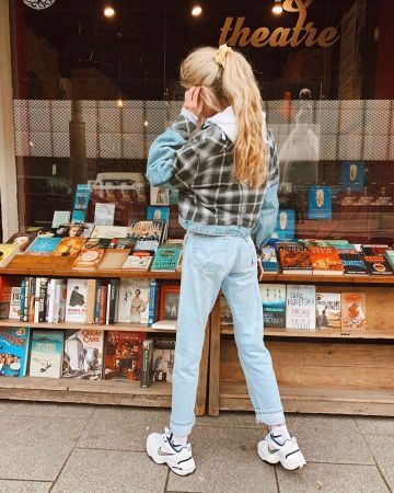 NIKE Air Monarch Sneak­ers of Olivia Frost on the In­sta­gram ac­count @olivi­aby­na­ture #NIKE #Air #Monarch #Sneak­ers  of #OliviaFrost   #In­sta­grampic #@olivi­aby­na­ture #fashion #outfits Nike Monarch Women, Nike Air Monarch Iv Outfit, Nike Monarch Outfit, Nike Air Monarch Outfit, Air Monarch Outfit, Dad Shoes Outfit Women, Dad Shoes Outfit, Rasheeda Frost Fashion, Olivia Frost