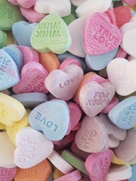 Saint Valentin Aesthetic, Pastel Valentines Day, Valentines Day Aesthetic, Taylor Swift Party, Day Aesthetic, Sugar Shack, Conversation Hearts, Valentine Theme, Converse With Heart