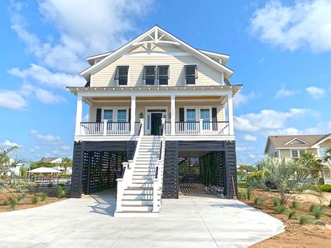 Beach House On Stilts Coastal Homes, Raised Beach House Plans, Beach House Plans On Stilts, Beach House On Stilts, House Plans On Stilts, House In Garden, Homes On Stilts, Raised Beach House, House On Stilt