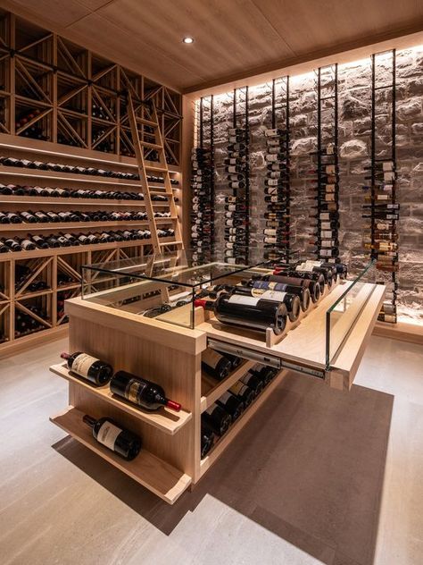 Idee Dressing, Wine Cellar Inspiration, Cave A Vin, Wine Cellar Wall, Wine Room Design, Home Wine Bar, Wine Cellar Racks, Wine Cellar Basement, Wine Cave