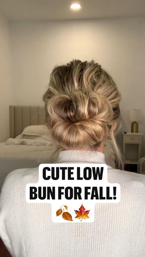 Pin on Laineymariebeauty Cute Low Bun, Low Messy Bun, Low Messy Buns, Messy Buns, Easy Hair Updos, Low Bun, Hair Affair, Work Hairstyles, Hair Stylies