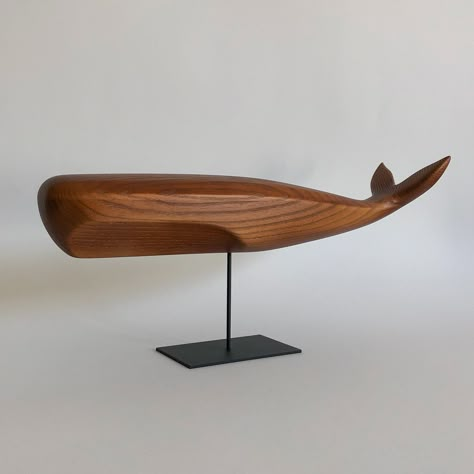 Whale Carving, Whale Sculpture, Carved Wooden Animals, Wooden Whale, Driftwood Sculpture, Wooden Statues, Wood Carving Designs, Wooden Animals, Wood Carving Art