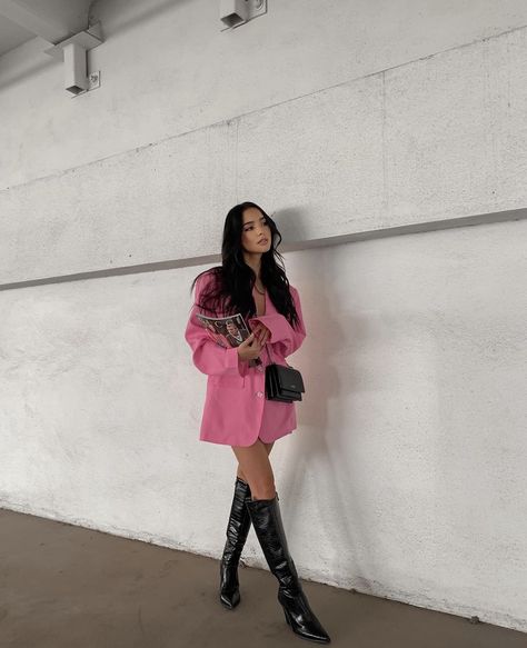 Influencer Event Outfit, Oasis Clothing, Trendy Outfit Inspo, New York Outfit, Event Outfit, Influencers Fashion, Pink Outfits, Glam Fashion, Teenage Fashion Outfits