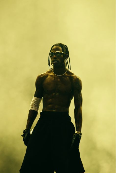 Travis Scott live performance show in London at Wireless 2023 by Alex Piper Hiphop Poster, Travis Scott Live, Travis Scott Aesthetic, Travis Scott Outfits, Travis Scott Album, Travis Scott Concert, Hip Hop Wallpaper, Alex And Piper, Travis Scott Wallpapers