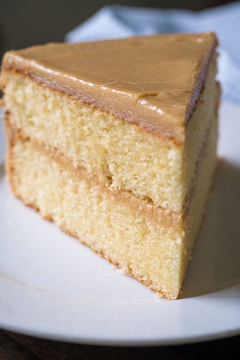 Southern-Style Caramel Cake | 12 Tomatoes Caramel Cake Icing, Bakery Goodies, Carmel Cake, Southern Caramel Cake, Caramel Cake Recipe, Salted Caramels, Brownie Pie, Cooking Panda, Cake Cooking