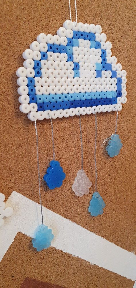 Cloud Perler Bead Patterns, Cloud Perler Beads, Cool Melty Bead Designs, Pearler Beads Ideas Aesthetic, Perler Bead Bookmarks, Melty Bead Designs, Melt Beads Patterns, Hamma Beads Ideas, Easy Perler Bead Patterns