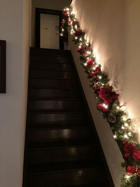 #crafts #stairsdecor #diy #makeover Christmas Decor Ideas Stair Railing, Staircase Railing Christmas Decor, Christmas Stair Railing Decor, Christmas Stairs Decorations Railings, Stairway Christmas Decor, Christmas Stairway Decorations, Stairway Decorating Christmas, Wall Decor With Lights, Staircase Christmas Decor Railings