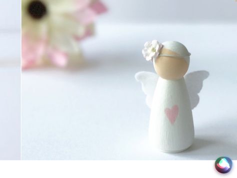 Angel Peg Doll, Peg Doll Angel, Spool Crafts, Christmas Craft Fair, Wood Peg Dolls, Homemade Dolls, Christmas Crafts For Kids To Make, Fairy Crafts, Angel Crafts