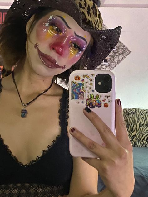 Cowboy Clown Makeup, Female Rodeo Clown, Rodeo Clown Aesthetic, Rodeo Clown Makeup, Rodeo Clown Costume, Clown Cowboy, Cowboy Clown, Cowgirl Makeup, Rodeo Clown