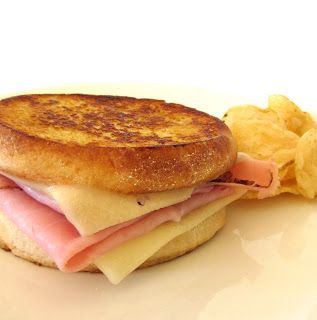 Rachel Ray 30 Minute Meals, English Muffin Sandwich, Muffin Sandwich, English Muffins Sandwich, English Muffin Breakfast, Primal Living, Big Sandwich, Quick Easy Lunch, Grilled Ham And Cheese