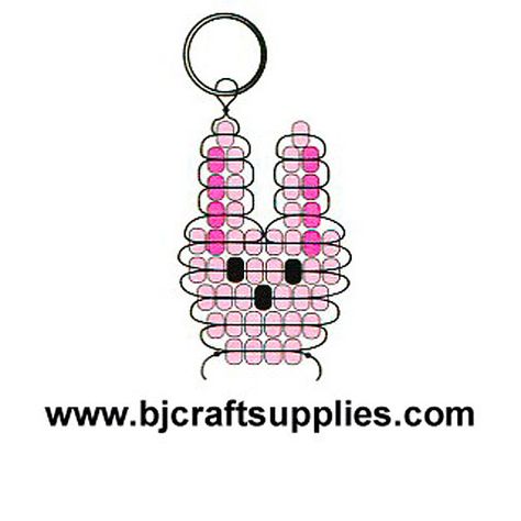 Beaded Rabbit Key Chains Beaded Rabbit, Worm Crafts, Keyring Craft, Bead Lizard, Pony Bead Animals, Diy Keyring, Candy Beads, Pony Bead Projects, Miyuki Beads Pattern