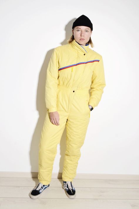 Vintage yellow ski suit womens Retro Windbreaker, 80s Clothing, Sports Track, 90's Fashion, 90s Fashion Outfits, Ski Suit, Y2k Clothing, Vintage Clothing Online, 90s 80s