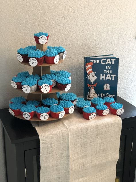 Baby Book Shower Ideas, Storybook Cupcakes, Baby Shower Ideas Food, Storybook Baby Shower Theme, Dr Seuss Cupcakes, Seuss Cupcakes, Dr Suess Baby, Storybook Party, Book Shower