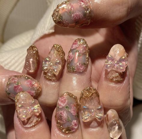 Vintage Flower Nails, Marie Antoinette Nails, Coquette Room Decor, Kutek Disney, Coquette Room, Hello Nails, Vintage Nails, Pretty Gel Nails, Really Cute Nails