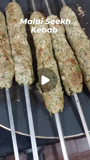 CLASSICRAFT FOODS on Instagram: "Malai Seekh Kebab. Creamy Seekh Kebab/Iftar special recipe. 

1/2 kg chicken keema 
1 tbsp ginger garlic and chilly paste 
1 tsp salt
1 tsp chilly flakes 
1 tsp black pepper 
1 tsp cumin pwd 
1 tsp garam masala 
1 cup bread crumbs
1 cheese cube
Salt
1 tsp chat masala 
3 tbsp Amul fresh cream 
1/4 th cup fried onions 
1/2 cup corriander and mint leaves 
Grind
Give coal smoke
Make Seekh 
Shallow fry in butter and little oil
Mix 4 tbsp fresh cream and 1tbsp Amul butter 
Microwave for few secs
Add 1 tsp chat masala 
Mix
Add over the seekhs while serving
Fresh corriander. 
.
.
.
#seekhkebab #malaikebab #chickenkebab #trending #viral #iftari #iftarmenu #iftarideas #reelsinstagram #reels #foodbloggers #foodie #yummy  #tasty #delicious #yum #explorerpage" Chicken Seekh Kebab Recipe, Chicken Keema Recipe, Amul Butter, Iftar Special, Seekh Kebab Recipes, Keema Recipe, Seekh Kebab, Chat Masala, Chicken Keema