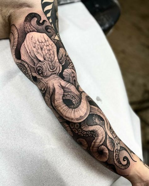 Tentacle Tattoo, Forest Forearm Tattoo, Underwater Tattoo, Octopus Tattoo Sleeve, Kraken Tattoo, Squid Tattoo, Octopus Tattoo Design, Octopus Tattoos, Men Tattoos Arm Sleeve