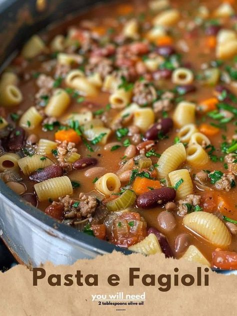 Super Recipes Crockpot Pasta Recipes, Ina Garten Recipes, Pasta E Fagioli, Soup Recipes Slow Cooker, Recipes Pasta, Top Recipes, Crushed Tomatoes, Crockpot Recipes Easy, Everyday Food