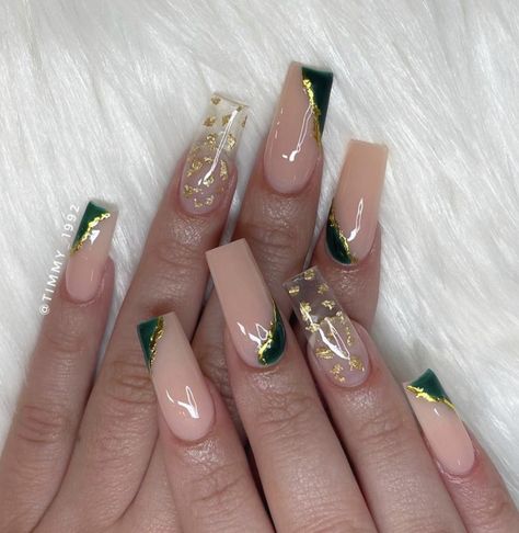 Green And Gold And White Nails, Birthday Nails Green And Gold, Nails To Match Olive Green Dress, Goddess Nails Square, Nail Ideas For Emerald Green Dress, Gold And Green Prom Nails, White And Emerald Green Nails, Nail Ideas Emerald Green, Nail Designs Green And Gold