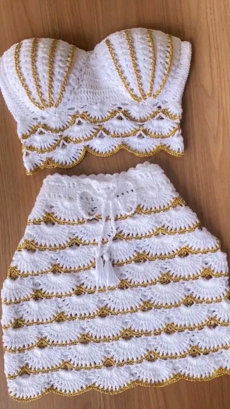 Crochet Festival Top, Skirt Pattern Free, Crochet Tank Tops, Crochet Skirt Pattern, Crochet Festival, Crochet Yoke, Crochet Summer Dresses, Crochet Baby Cardigan, Mode Crochet