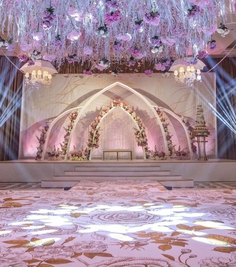 Wedding decoration idea 2022 Wedding Hall Design, Wedding Photo Area, Wedding Ballroom Decor, Events Backdrop, Maket Pasta, Fairytale Wedding Theme, Wedding Stages, Simple Stage Decorations, Wedding Stage Backdrop