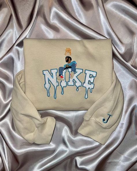 embroideredbylara 🪡 on Instagram: "Nike Inspired J Cole Custom Order with J embroidered on sleeve cuff Interested in getting a custom order with a specific design in mind? Dm me or fill out the custom order form on embroideredbylara.com" Custom Hoodies Ideas Design, Taylor Embroidery, Custom Hoodies Ideas, Music Gift Ideas, Nike Inspired, Clothes Tips, Custom Order Form, Hoodie Ideas, Nike Design