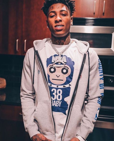 Qoundo Rondo, Nba Baby, Rapper Style, Nba Outfit, Rapper Outfits, Best Rapper Alive, Nba Youngboy, Cute Black Guys, Cute Rappers