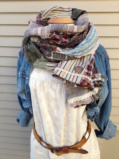 Sewing Scarves, Chic Dresser, Chic Scarf, Patchwork Scarf, Chic Scarves, Shabby Chic Dresser, Diy Scarf, Old Sweater, Altered Couture