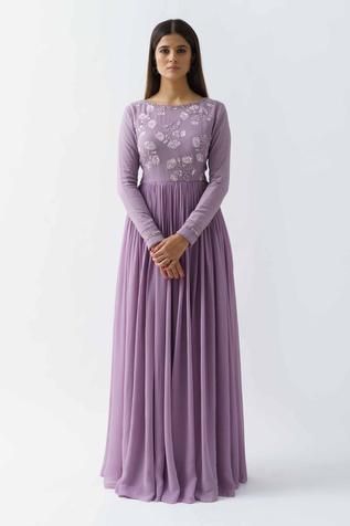 Mauve Gown, Indowestern Gown, Gown Dress Party Wear, Indowestern Gowns, Long Frock Designs, Long Gown Design, Anarkali Dress Pattern, Frock For Women, Long Gown Dress