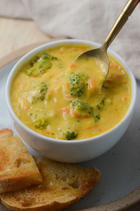 Vegan Broccoli Cheddar Soup Pasta Recipes Broccoli, Broccoli Pasta Recipes, Broccoli Casseroles, Vegan Broccoli Cheddar Soup, Cauliflower Cheddar Soup, Casserole Broccoli, Broccoli And Rice Casserole, Sweet Potato Lentil Curry, Salad Broccoli