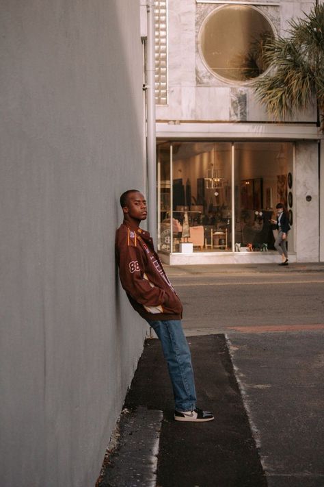 Urban Man Photoshoot, Male Rooftop Photoshoot, Casual Photoshoot Ideas Men, Street Men Photography, Men Street Wear Photoshoot, Vintage Aesthetic Photoshoot Men, Streetwear Portrait Photography, Escalator Photoshoot Men, Urban Photography Portrait Men