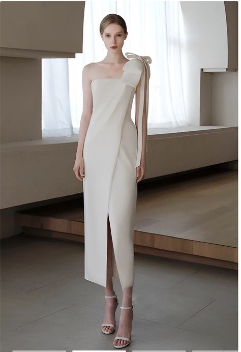 Modern Column, White Evening Dresses, Simple Evening Dress, White Evening Dress, Bridesmaid Outfit, Evening Dresses Elegant, Evening Dresses Long, Party Dresses For Women, Ladies Party