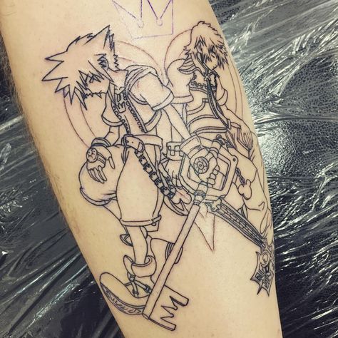 Sora x Roxas Sora Tattoo, Hearts Tattoo Designs, Kingdom Hearts Tattoo, Kingdom Hearts Sora, Hearts Tattoo, Kunst Tattoos, Geek Tattoo, Kingdom Heart, Geniale Tattoos