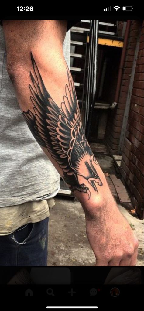 Eagle Tattoo Old School Black, Old School Forearm Tattoo, Eagle Forearm Tattoo, Eagle Tattoo Forearm, Traditional Tattoo Arm, Old Style Tattoos, Traditional Eagle Tattoo, Etching Tattoo, Tattoo 2024